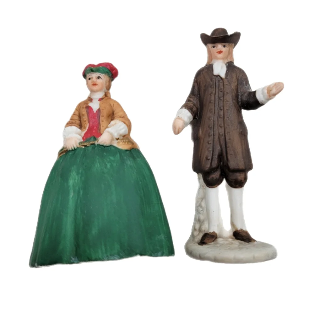 Enesco Williamsburg Village Figurines Man Woman Vintage Colonial Pair